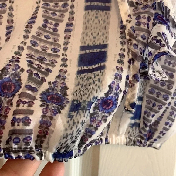 Buffalo Blue and White Women's Top - Picture 5 of 7